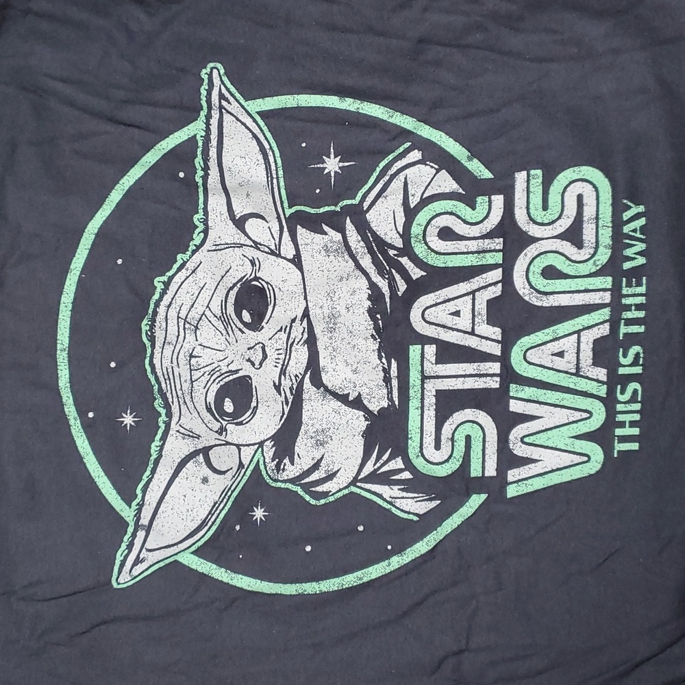 Star Wars Graphic Tee T-Shirt Mandalorian Baby Yoda This Is The Way